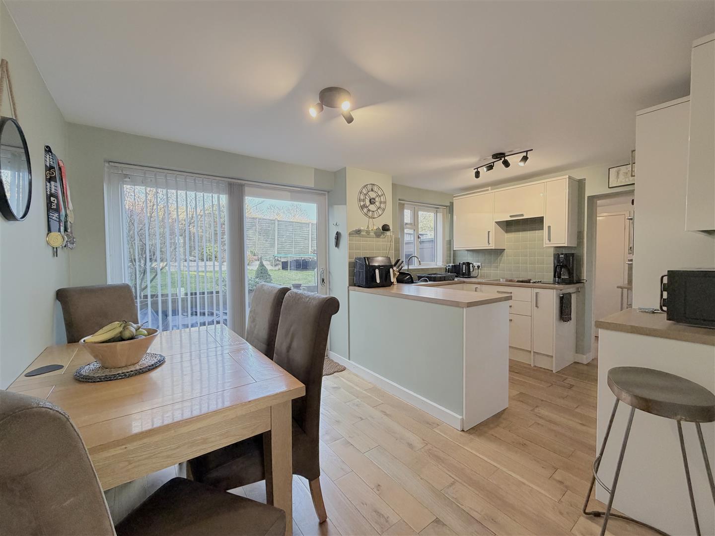 Yardley Close, Woodloes Park, Warwick 8